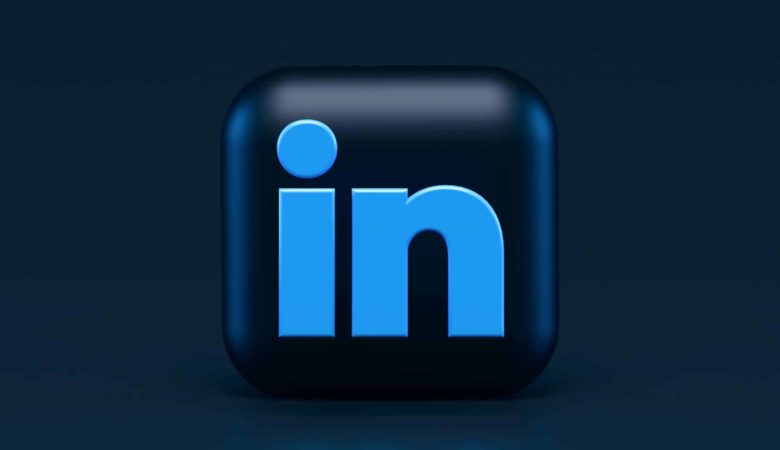 How to Mass Message Post Likers and Commenters on LinkedIn